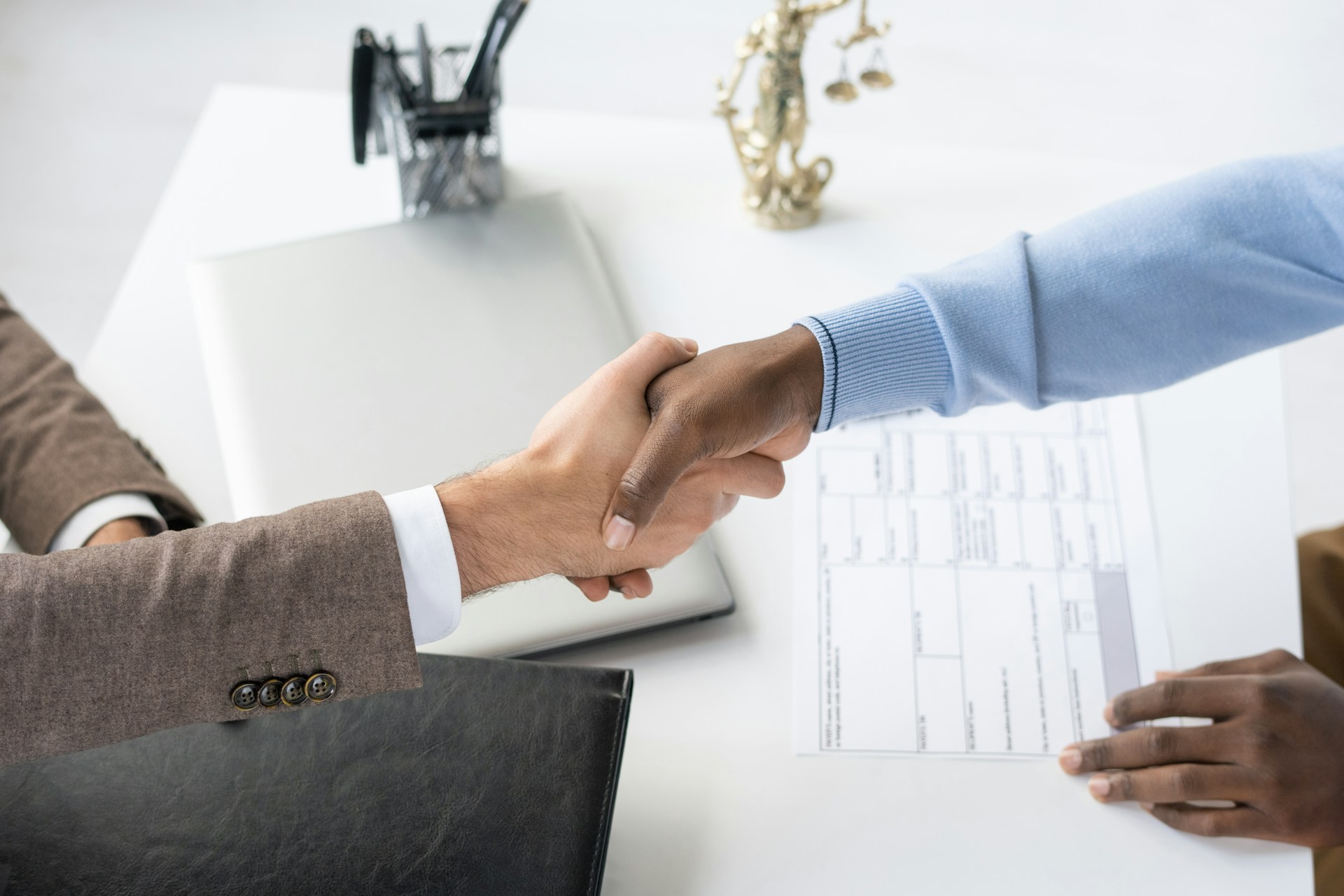 Read more about the article What Happens to Commercial Property in a Business Split?