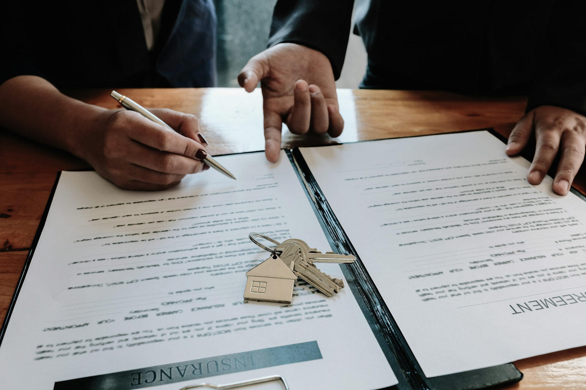 Read more about the article Understanding the Legal Timeline for Changing a Title Deed
