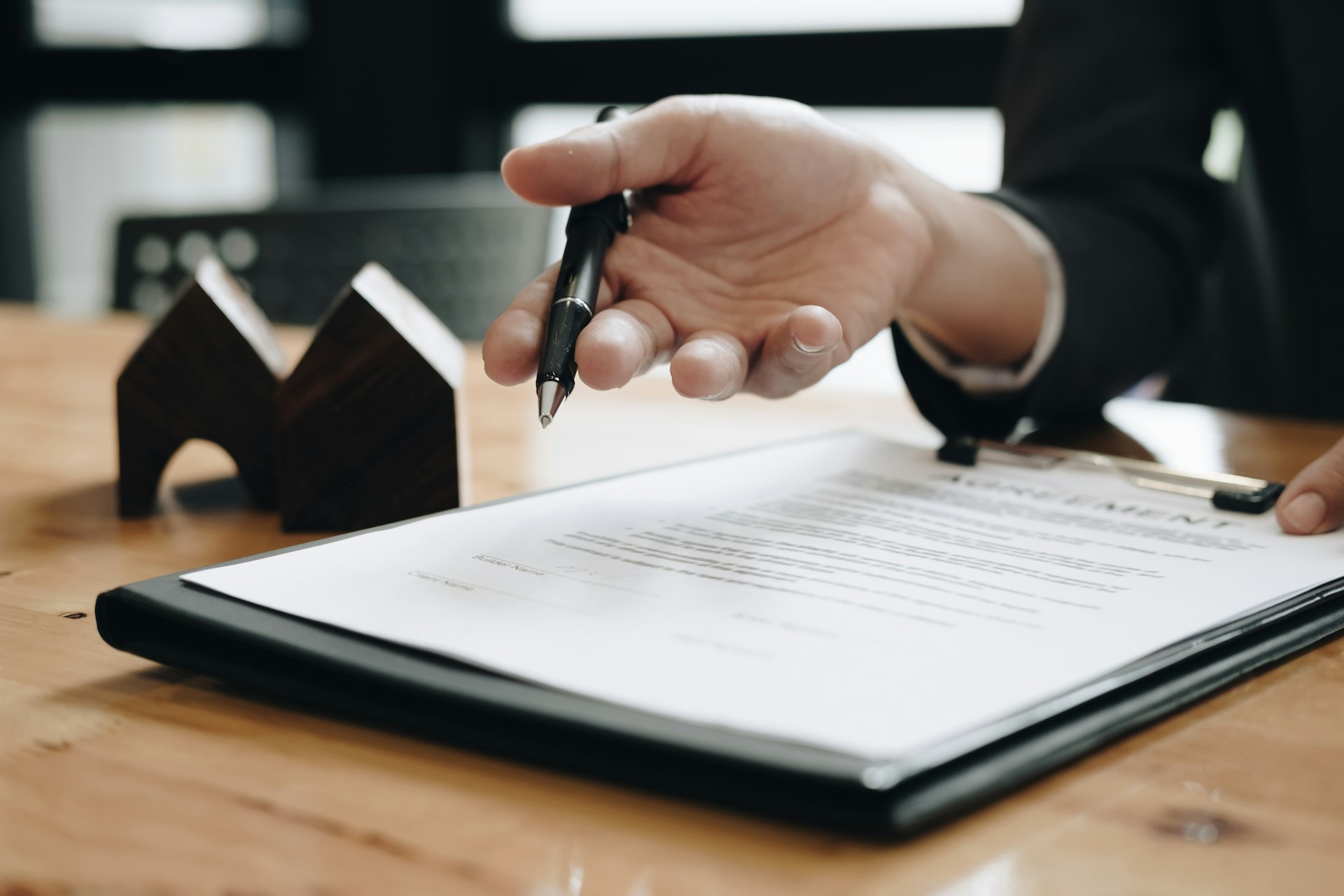 Read more about the article When Can You Transfer a Land Title in WA Without a Settlement Agent?